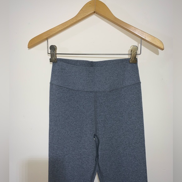 Uniqlo leggings - Picture 2 of 3